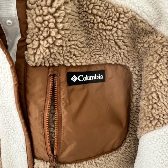 Columbia Cream and Brown Fleece Jacket - Picture 3 of 4